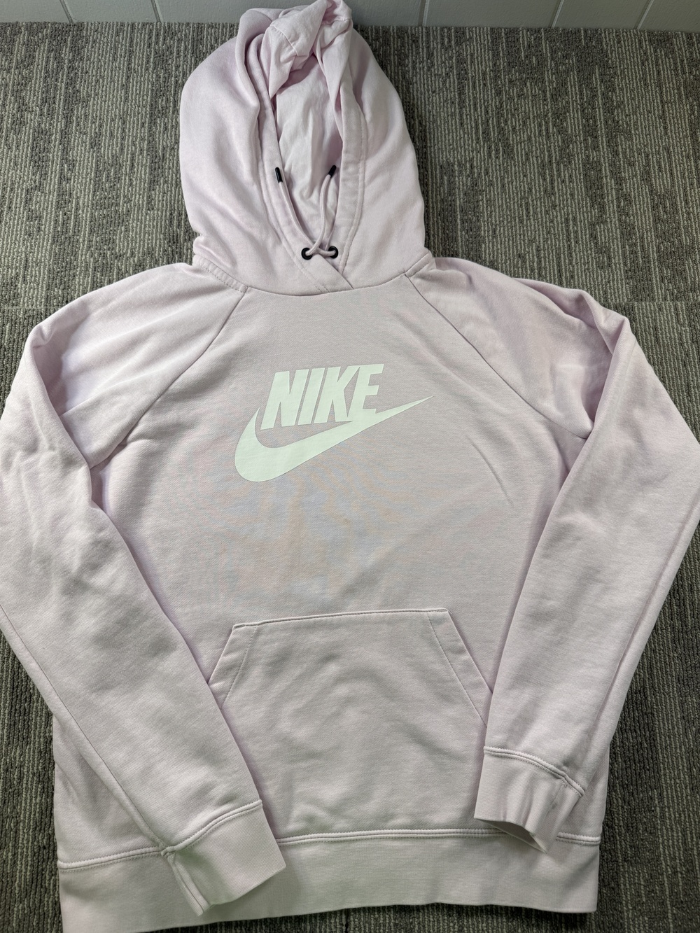 Nike Hoodie Mens Medium Pink Pullover Fleece Sweatshirt Big Logo Graphic